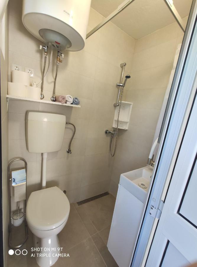 Apartman Pilcik Vir Luaran gambar